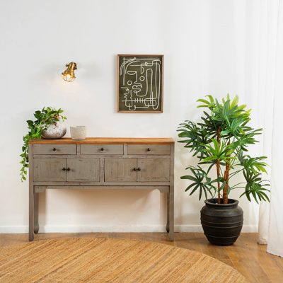 שידת כניסה עיצוב כפרי אפור ווש מגירות ודלתות עץ מלא