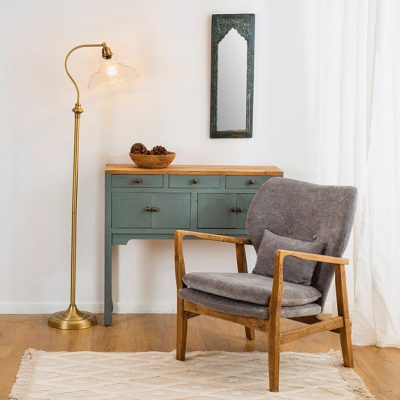 עיצוב כפרי כורסא אפורה בסיס עץ מלא קונסולה