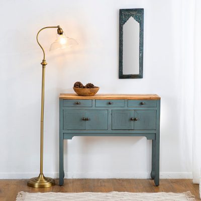 שידת כניסה בעיצוב כפרי מגירות ודלתות אחסון כחול