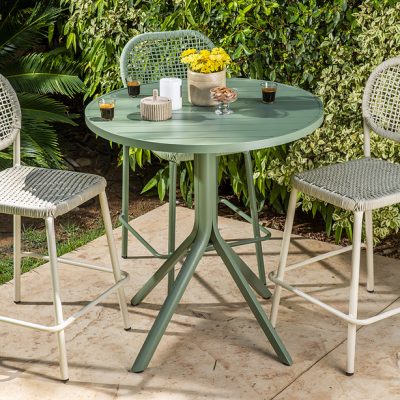 שולחן בר אלומיניום עמיד בצבע ירוק כיסאות בר גבוהים