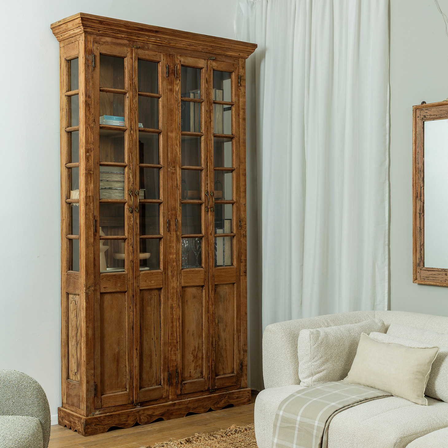 ארון ויטרינה גדול מקום אחסון עץ מלא זכוכית עיצוב כפרי