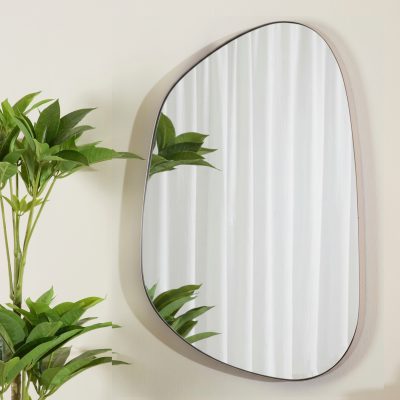 מראה בעיצוב מודרני מסגרת מתכת דקה ראי צפה