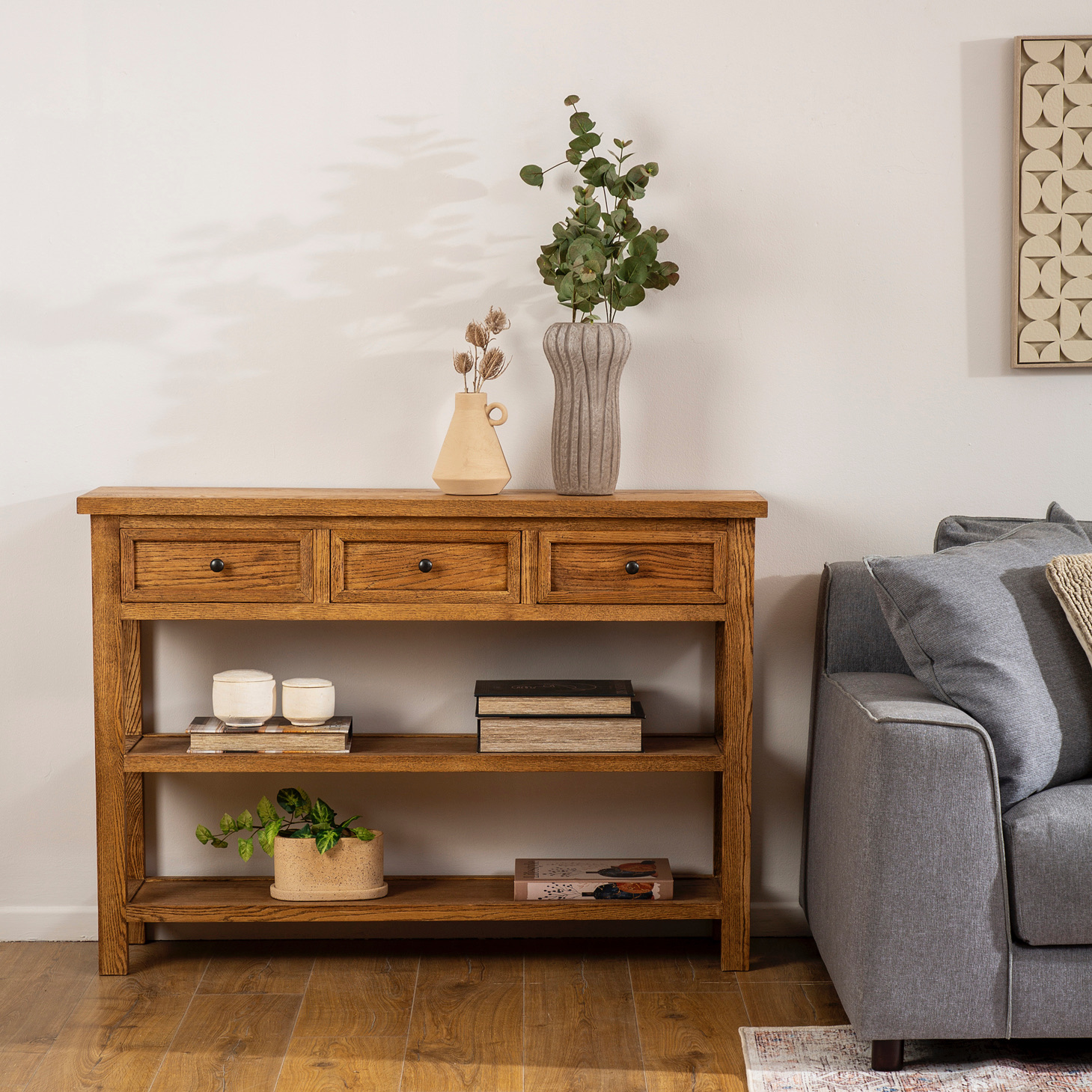 שידה מעוצבת עץ אלון מלא מדפי אחסון אלון טבעי מגירות