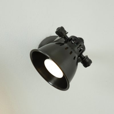 תאורה צמודת קיר בעיצוב מודרני שחור מתכווננת ספוט מעוצב