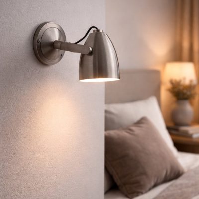 ספוט מעוצב לקיר פליז איכותי אור ממוקד עיצוב עכשווי