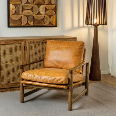 פינת ישיבה בעיצוב כפרי כורסא מרופדת עור סיגר עץ מלא