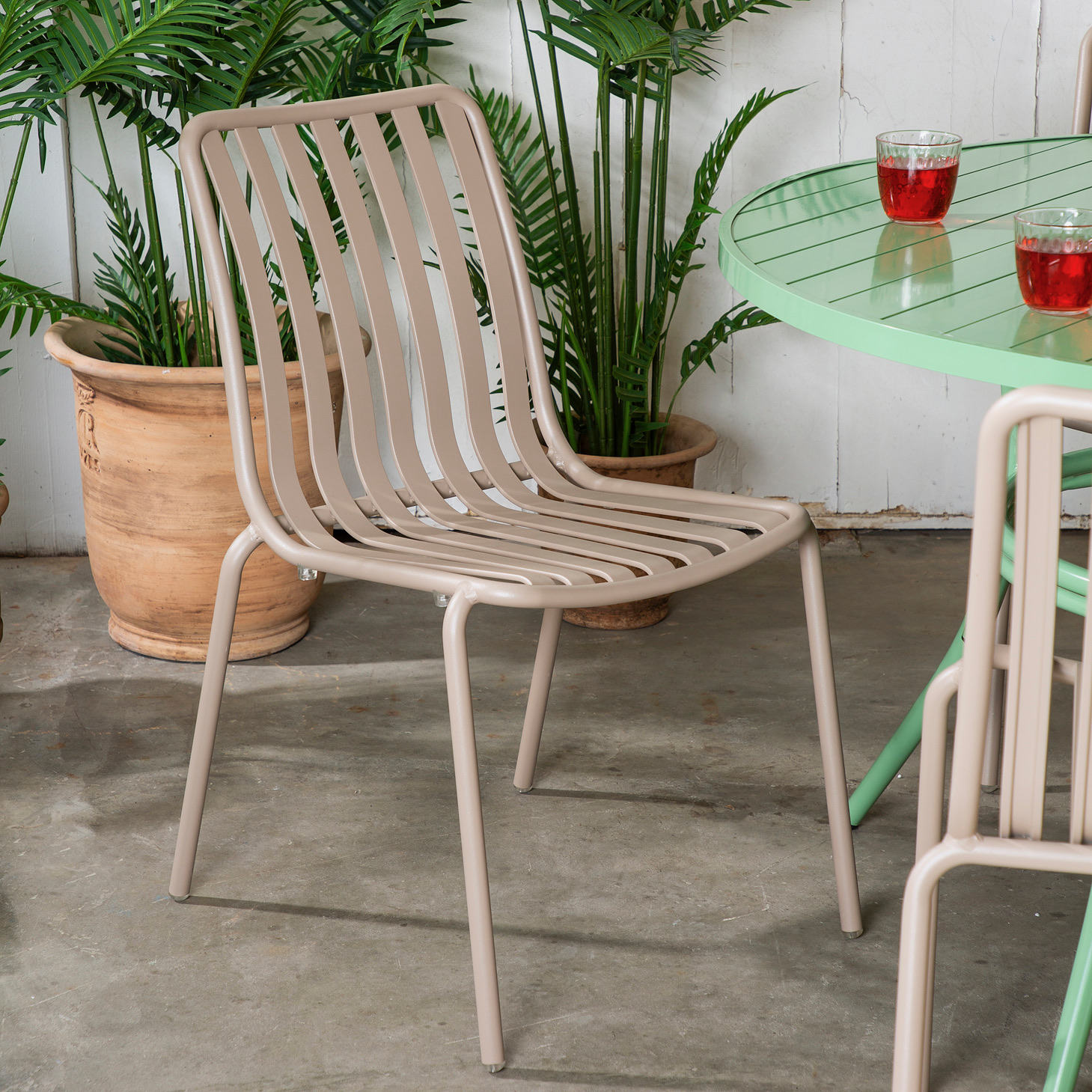 כיסא אלומיניום עיצוב נקי משענת פסים אלומיניום עמיד